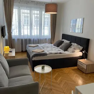 Agnes - Romance In Ii. Apartamento Praga